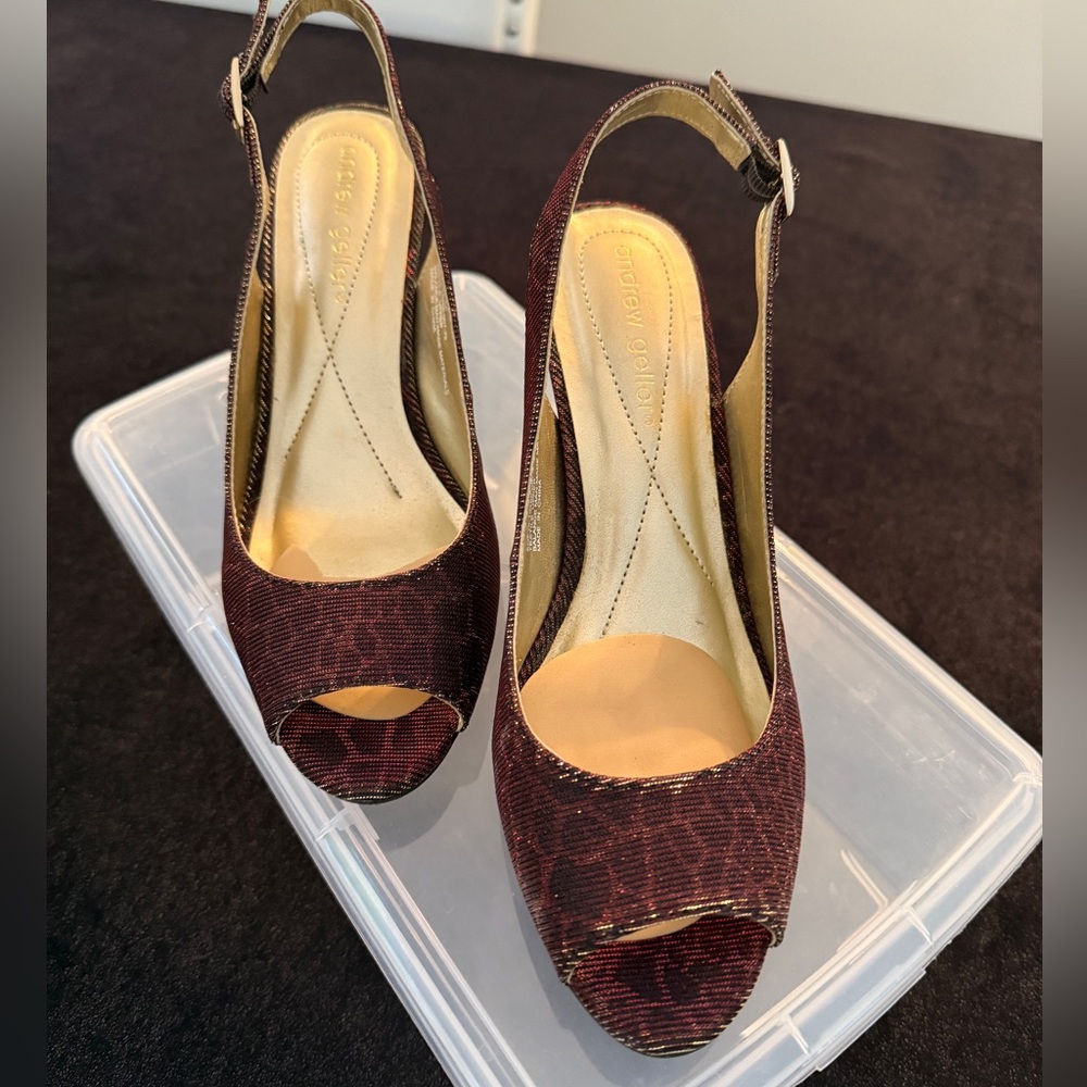 Andrew Geller Elegant red Peep-Toe Slingback Heels